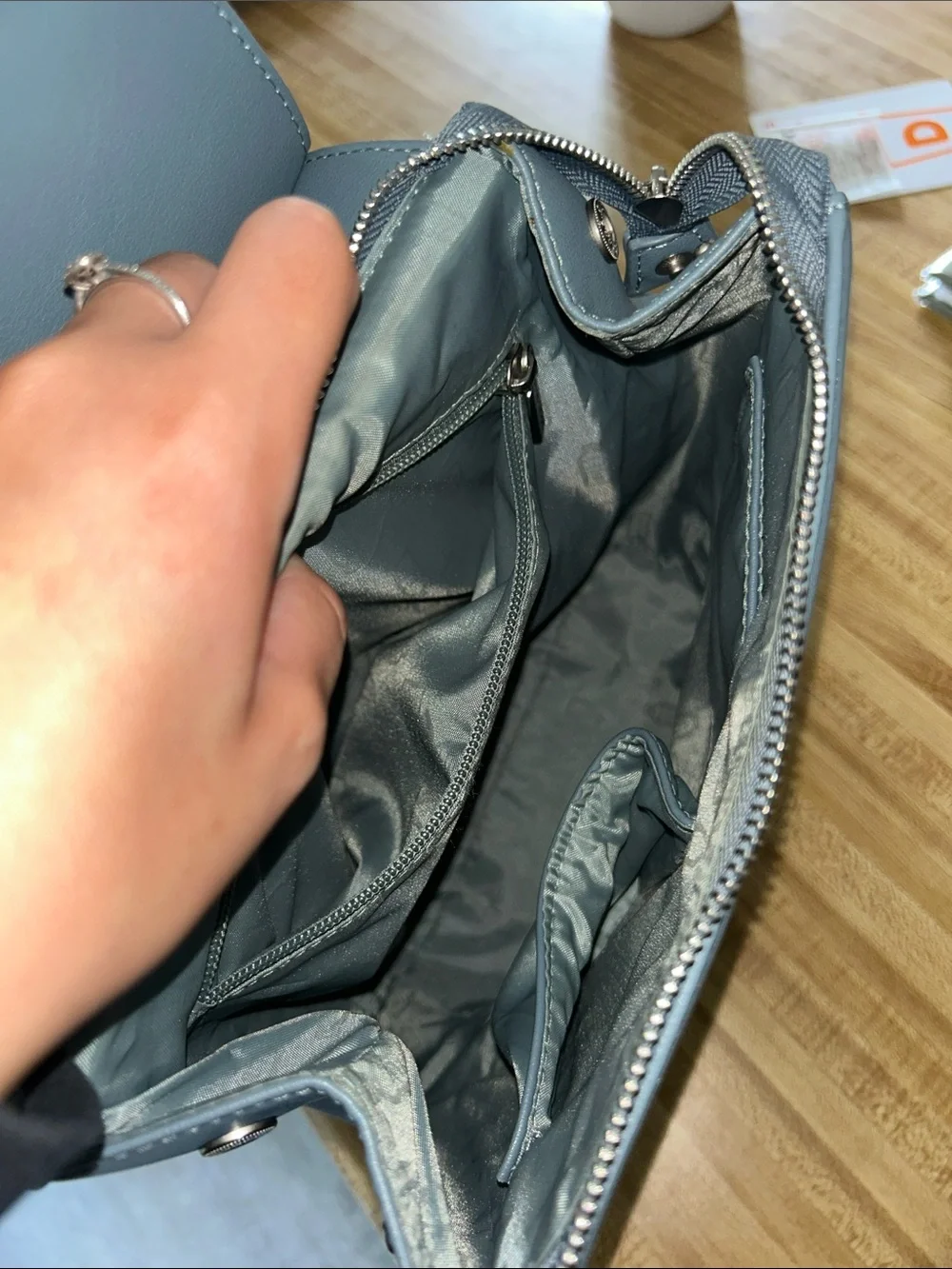 Pixie Mood compact vegan